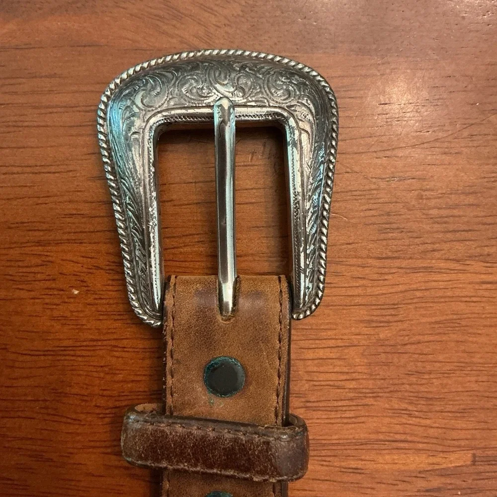 Orvis Brown Leather Metal Buckle Mens Belt Sz 40 Made in the USA